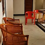 Dinnar Homestay Syariah Gayungan RedPartner