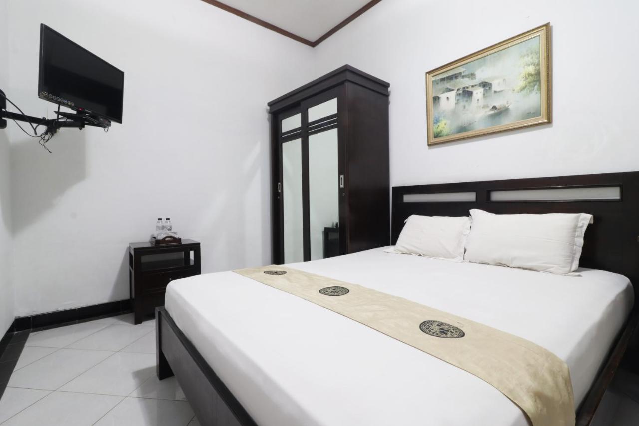Hotel Dinnar Syariah Gayungan Redpartner