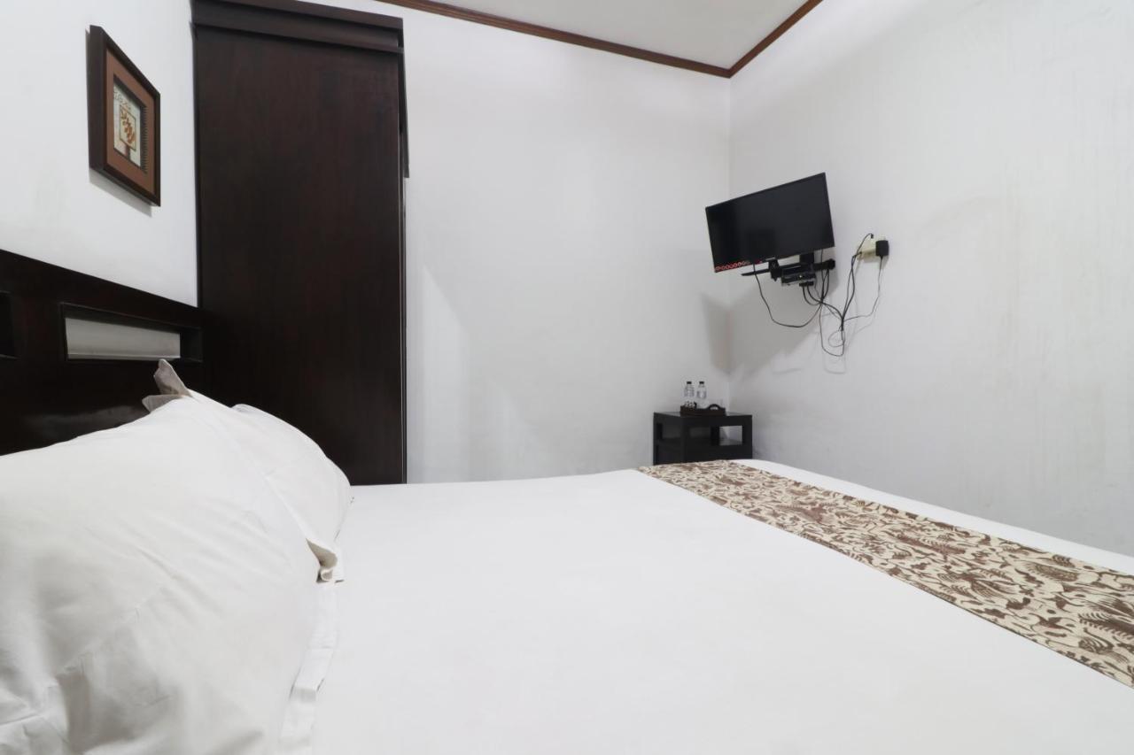 Hotel Dinnar Syariah Gayungan Redpartner